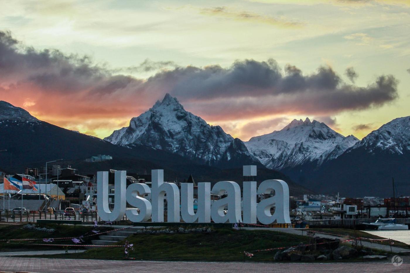 Isla Bella Bed & Breakfast Ushuaia Ngoại thất bức ảnh